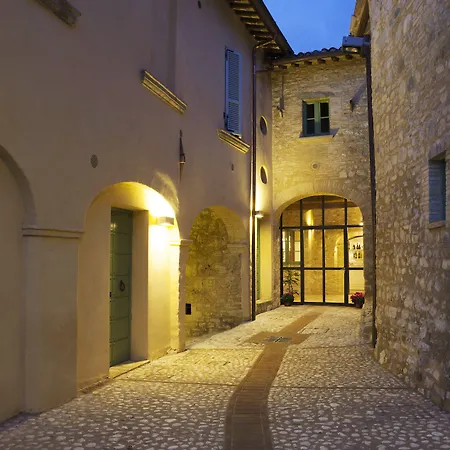 Hotel Borgo Di Gallano Valtopina