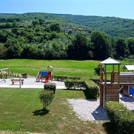 Hotel Borgo Di Gallano 3*