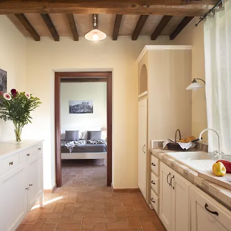 Borgo Di Gallano 3*