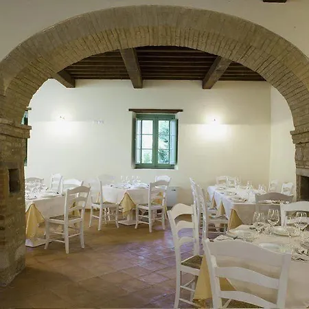 Hotell Borgo Di Gallano 3*