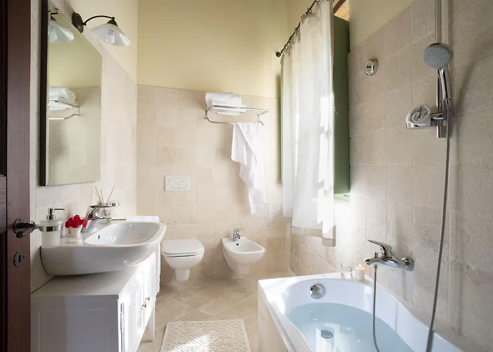 Hotel Borgo Di Gallano 3*